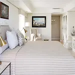 Twelve Apostles Hotel & Spa