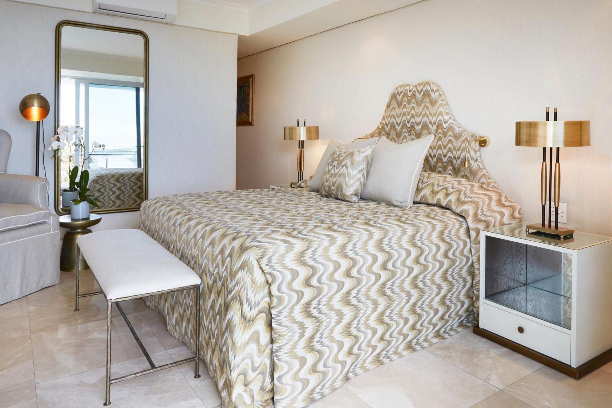 Hotel Twelve Apostles &